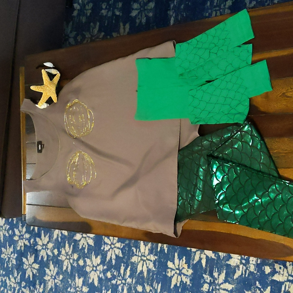 Simple comfy mermaid costume (Halloween) choice of leggings and crown